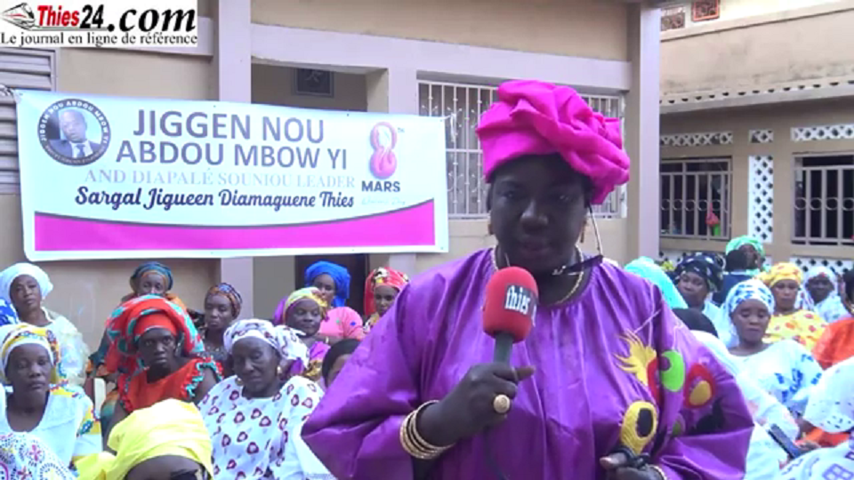 Vid O Des Femmes De L Apr Sonnent La Mobilisation Pour Rendre Hommage